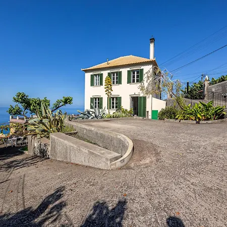 Calheta Traditional Villa