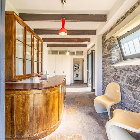 Calheta Traditional * Arco da Calheta (Madeira)