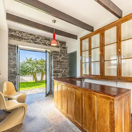 Villa Calheta Traditional