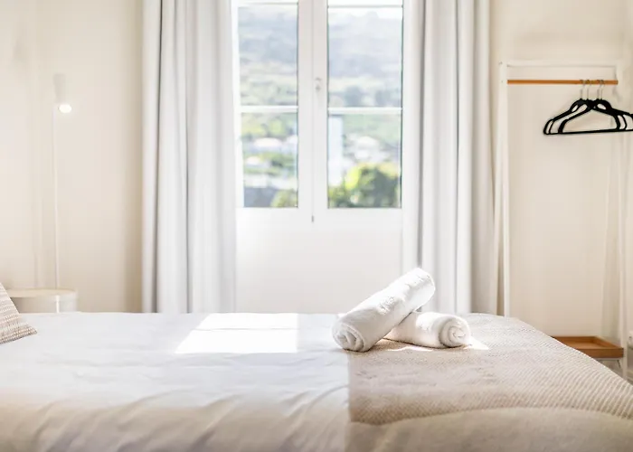 Calheta Traditional Arco da Calheta (Madeira)