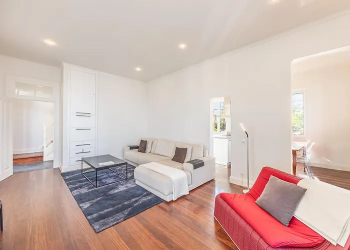 Willa Calheta Traditional