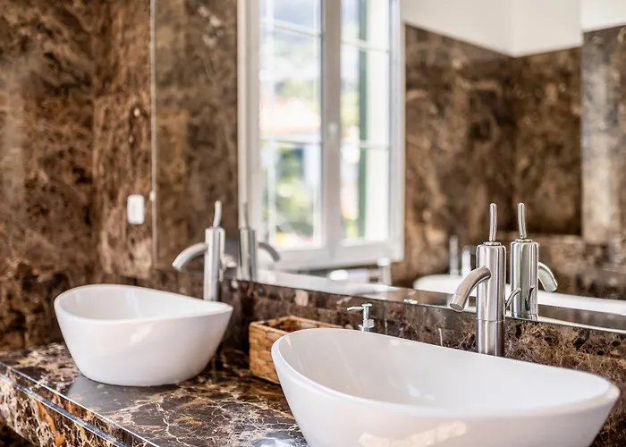 Willa Calheta Traditional Arco da Calheta (Madeira)