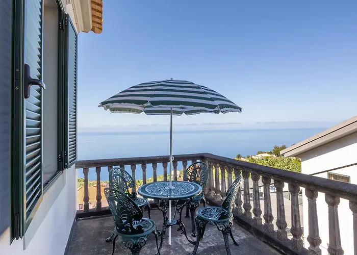 Calheta Traditional * 阿科达卡列塔