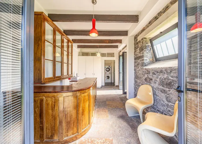 Calheta Traditional * Arco da Calheta (Madeira)